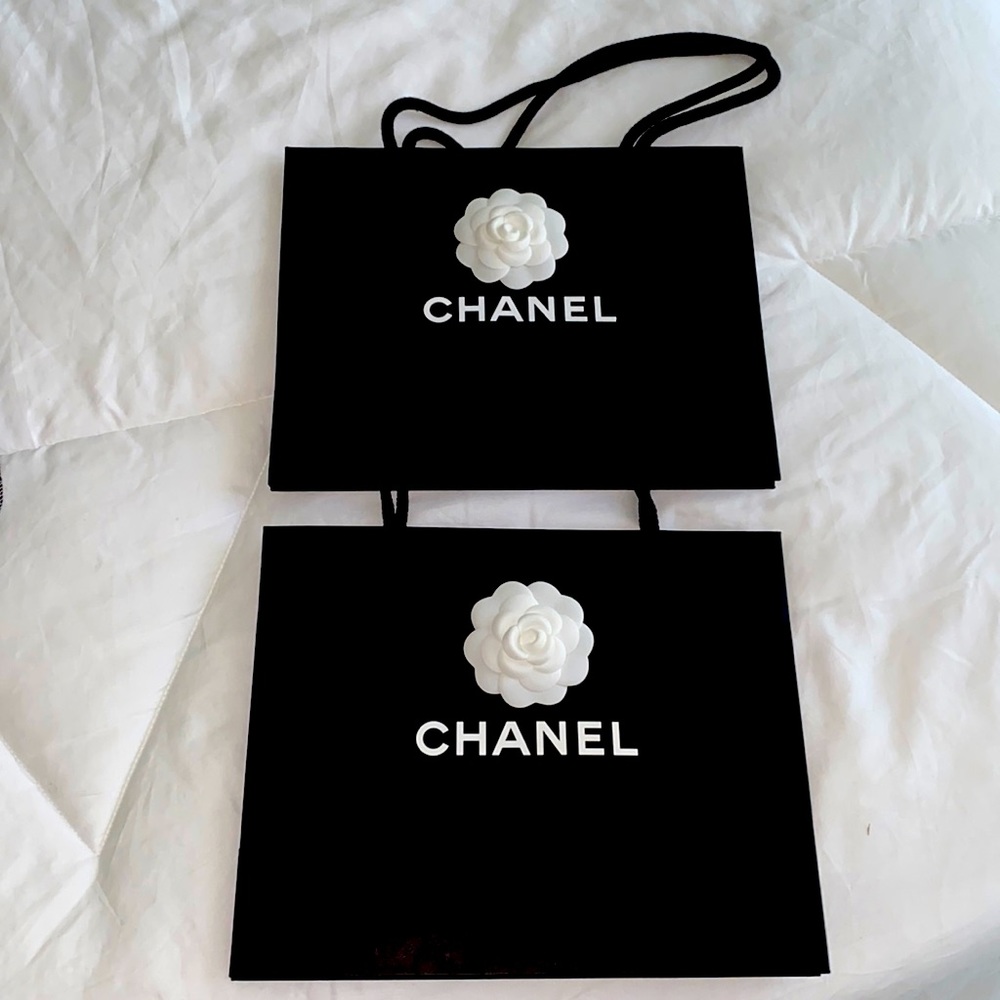 CHANEL boutique shopping bag (small size) set of 2